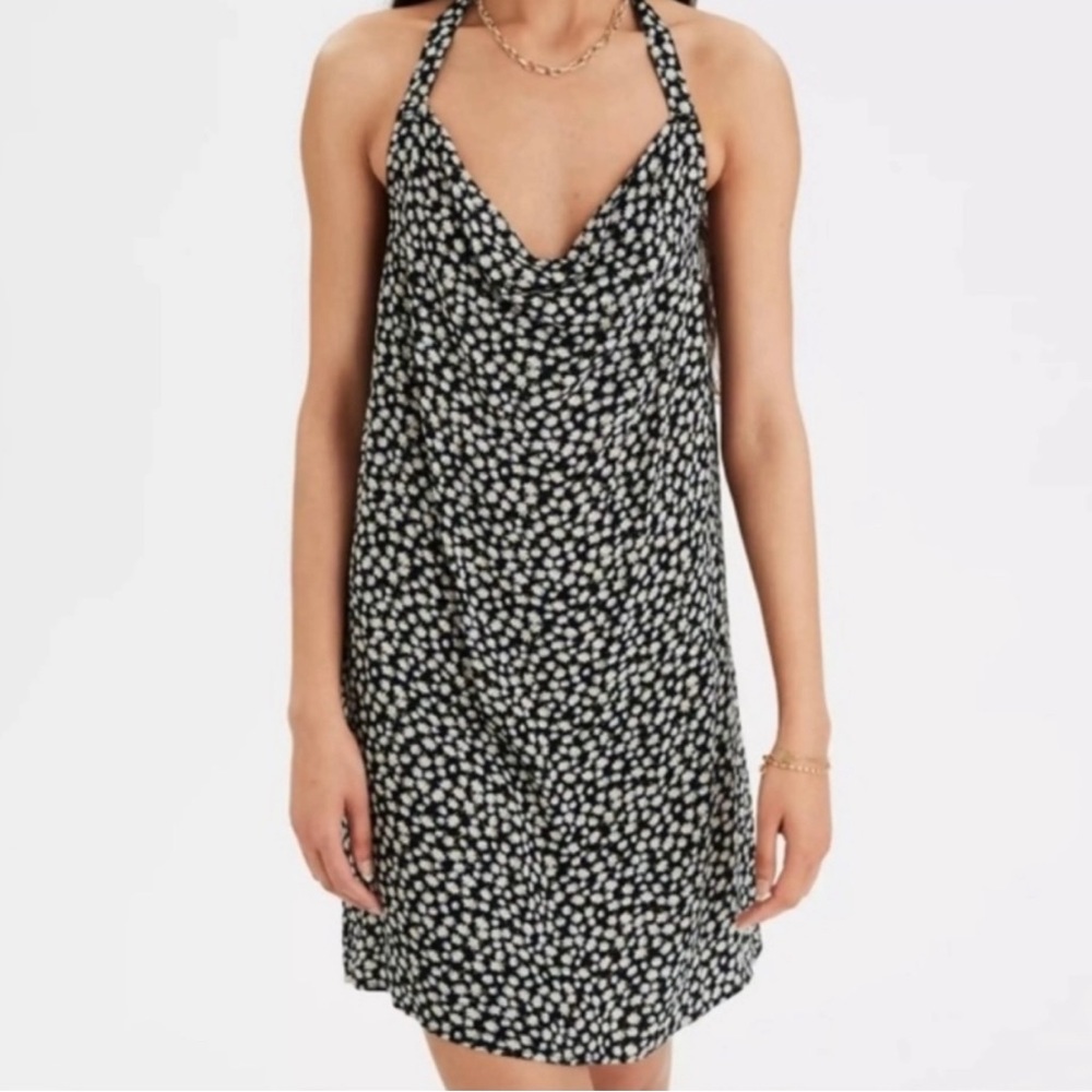 American Eagle Floral Halter above knee backless black white Dress size medium